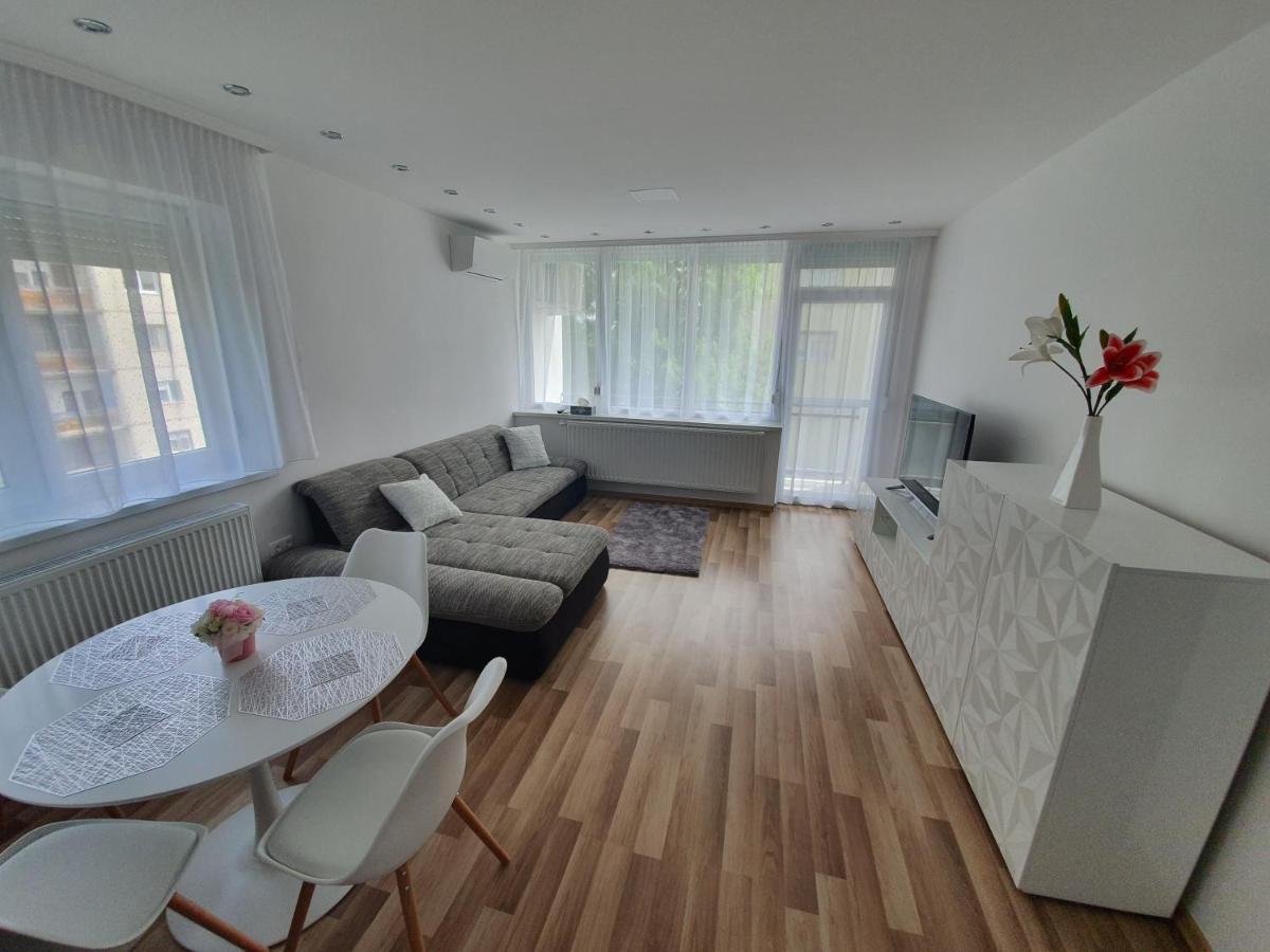Matrix Apartman Bekescsaba Dış mekan fotoğraf